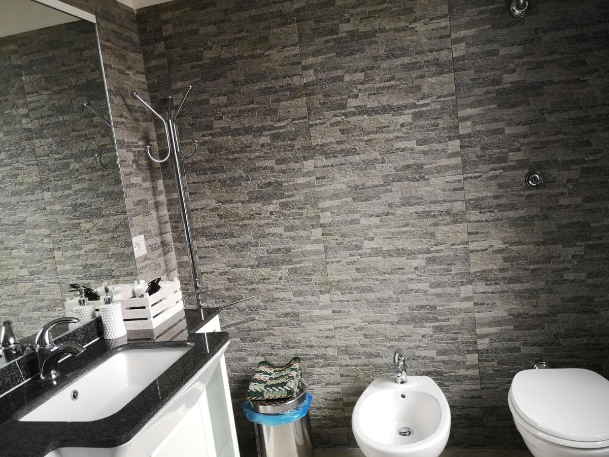 Ferienwohnung Casadei24 Guidonia Exterior foto