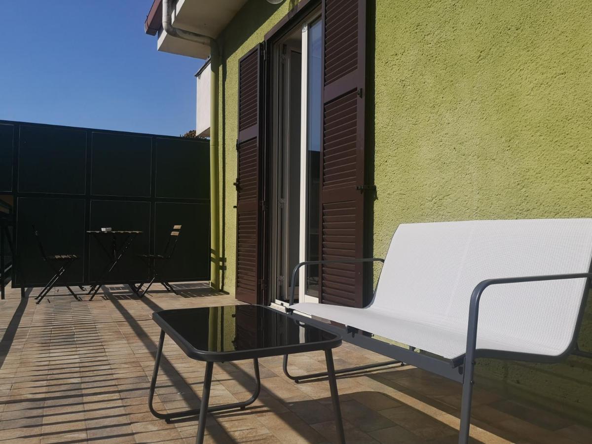 Ferienwohnung Casadei24 Guidonia Exterior foto
