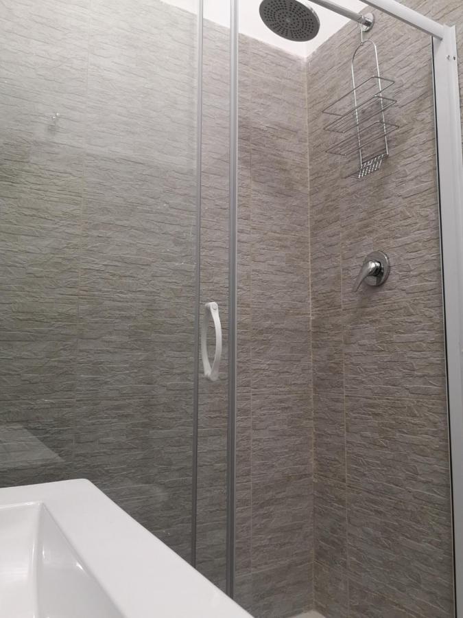 Ferienwohnung Casadei24 Guidonia Exterior foto