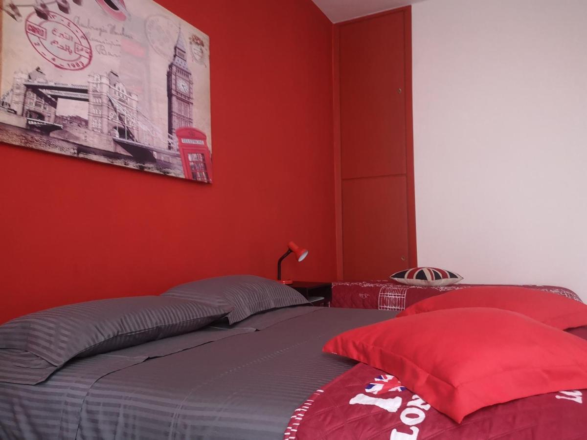 Ferienwohnung Casadei24 Guidonia Exterior foto