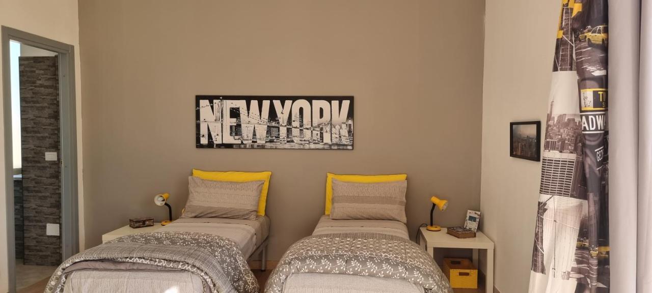Ferienwohnung Casadei24 Guidonia Exterior foto
