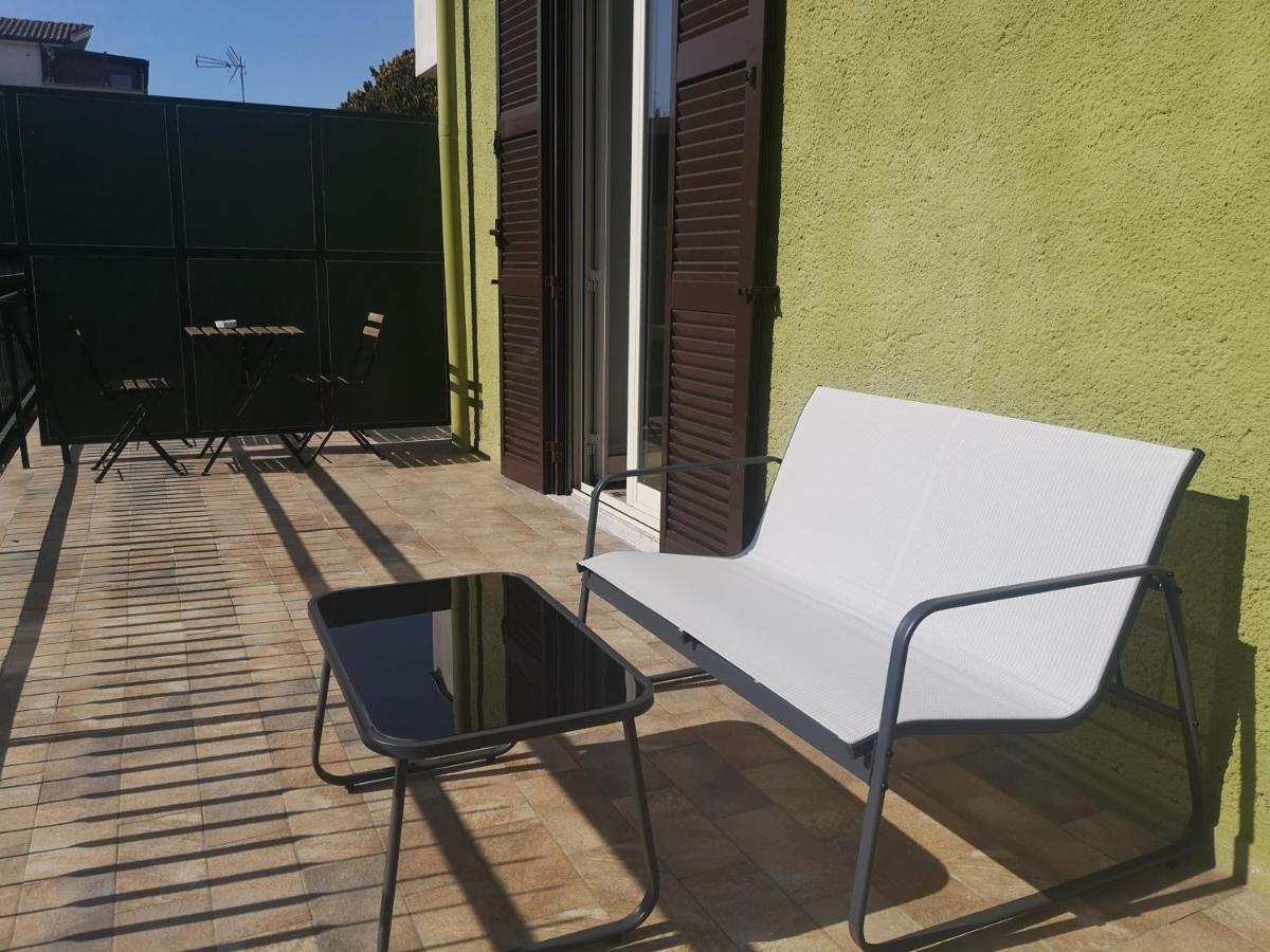 Ferienwohnung Casadei24 Guidonia Exterior foto